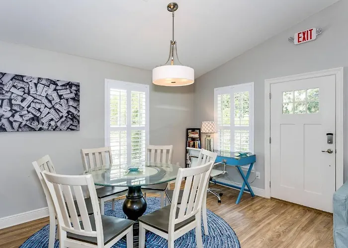 Reus Retreat Holiday home Pensacola